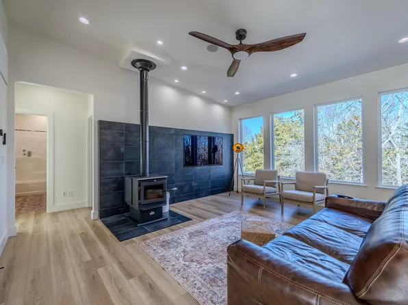 139 Cherokee Drive, Kimberling City, MO 65686