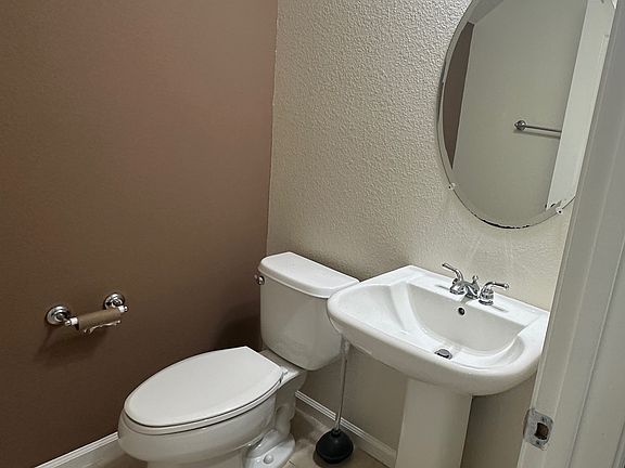 Downstair Powder room