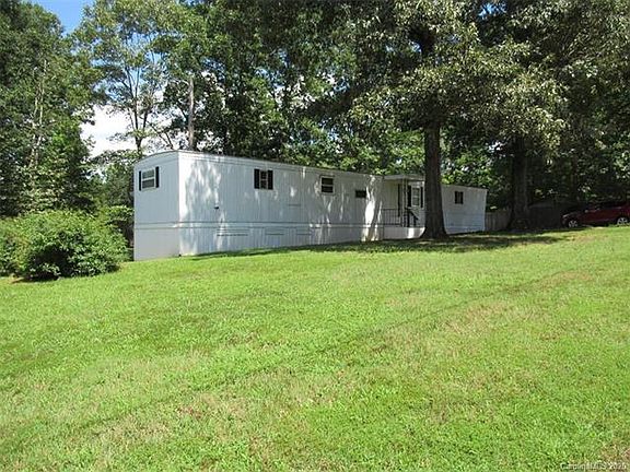 3rd image of 473 Harris Dr