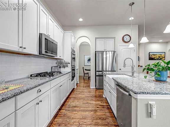 3rd image of 5420 Paddington Creek Pl