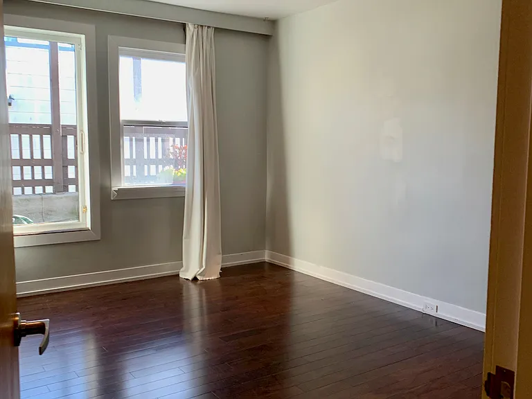 bedroom with deck access