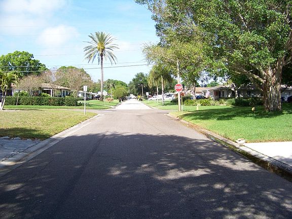 4th image of 6718 10th Ave N