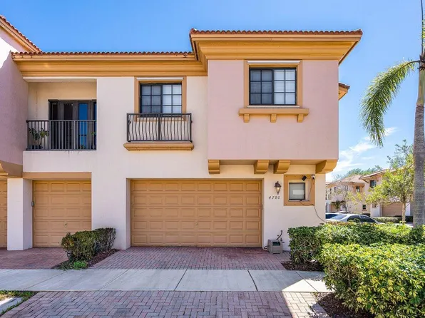 4780 Grand Cypress Circle N, Coconut Creek, FL 33073