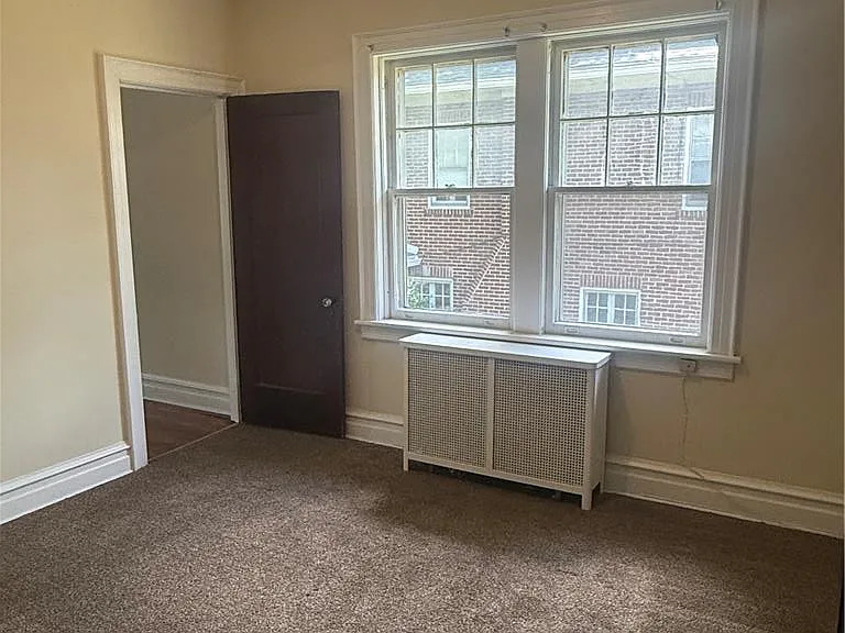 2403 W Allen St #2 — Photo 5