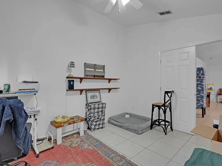 444 Island View Cir — Photo 26