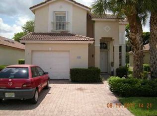 1682 SW 159th Ave, Pembroke Pines, FL 33027