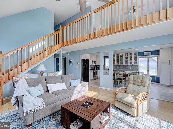4th image of 154 Bayshore Dr