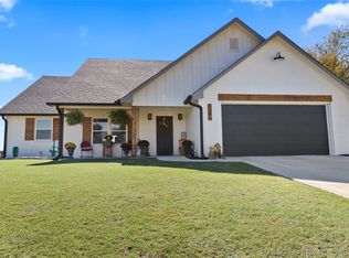 2306 Piney Point Ave, Okmulgee, OK 74447