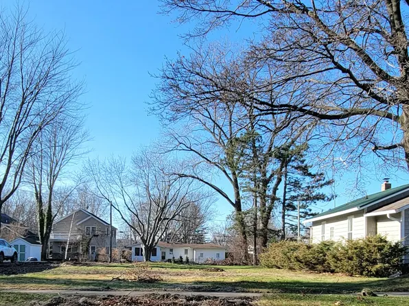 1006 Saint Joseph St, South Haven, MI 49090