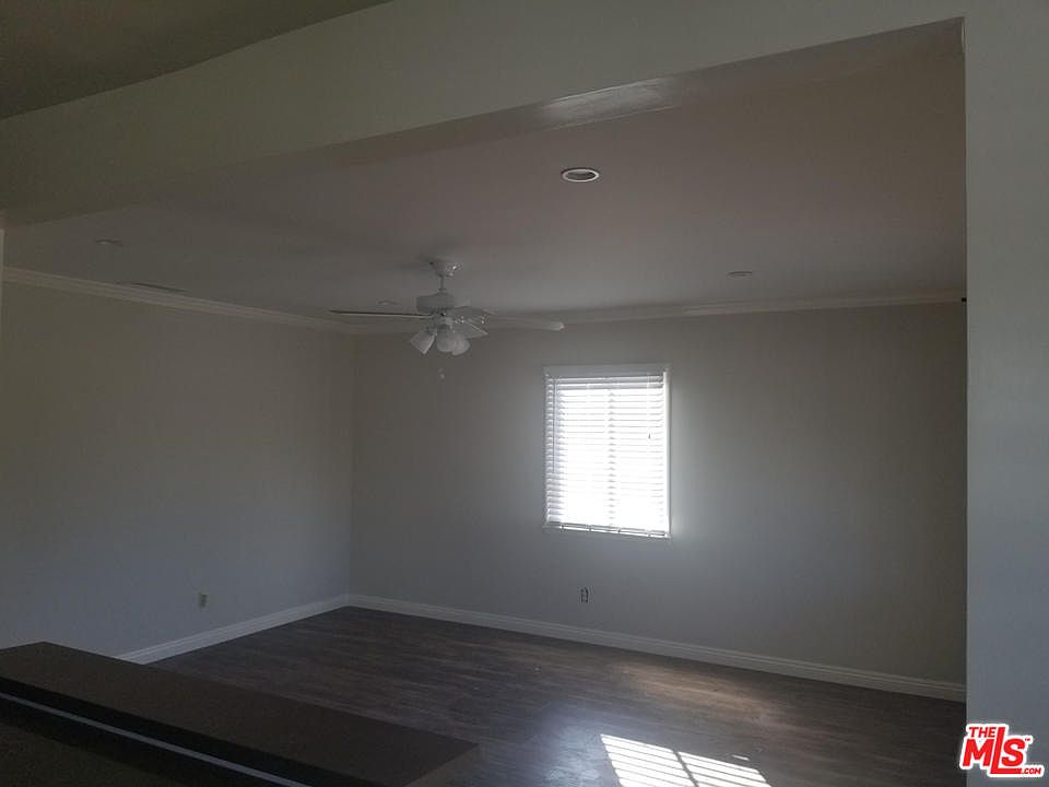 2nd image of 220 E 103rd St