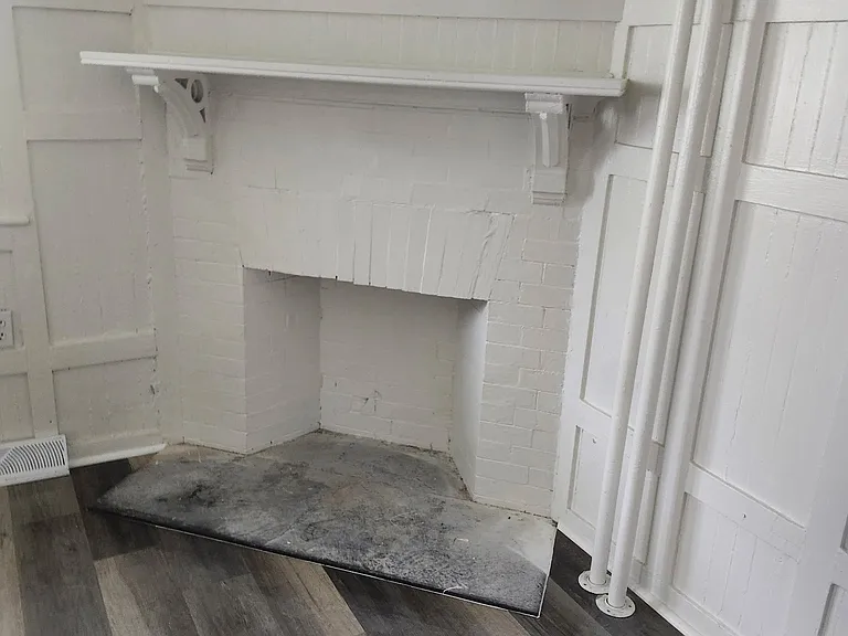 111 S Lake Ave #2 — Photo 4