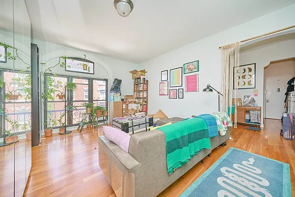 Rented by Living New York | media 1