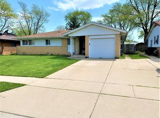 311 E Higgins Rd, Elk Grove Village, IL 60007