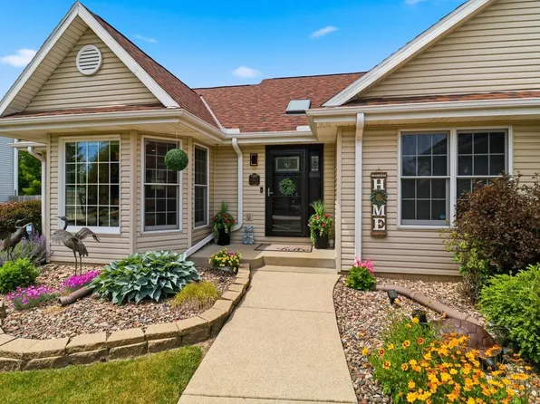 6825 S Crane DRIVE, Oak Creek, WI 53154
