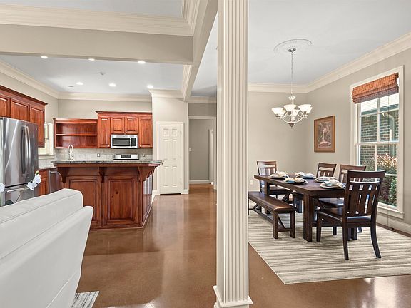 5th image of 18339 Bellingrath Lakes Ave