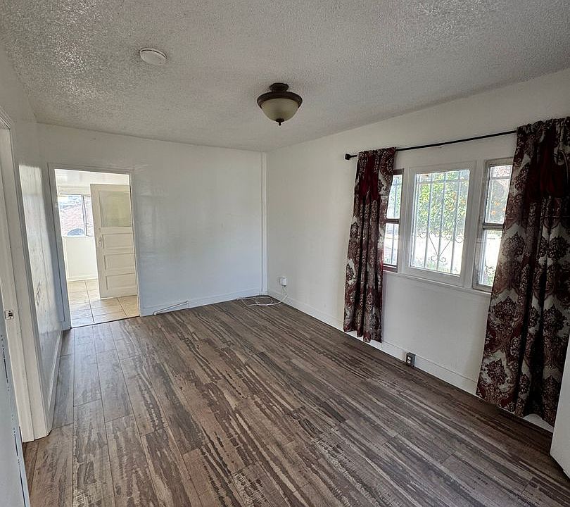 1st image of 3424 Winter St