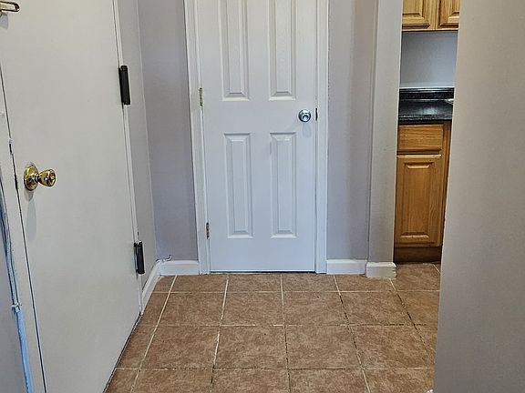 4th image of 15 Titus Ave APT 2F