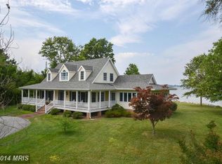 1372 E West Shady Side Rd, Shady Side, MD 20764