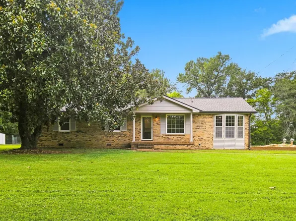 113 Gospel St, Cedar Hill, TN 37032