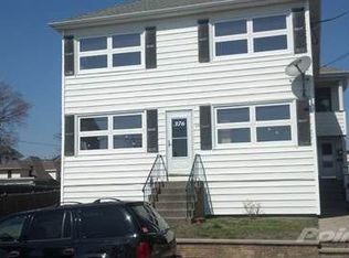 376 Palmer St #2, Fall River, MA 02724