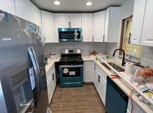 8000 N Ozark Ave, Niles, IL 60714