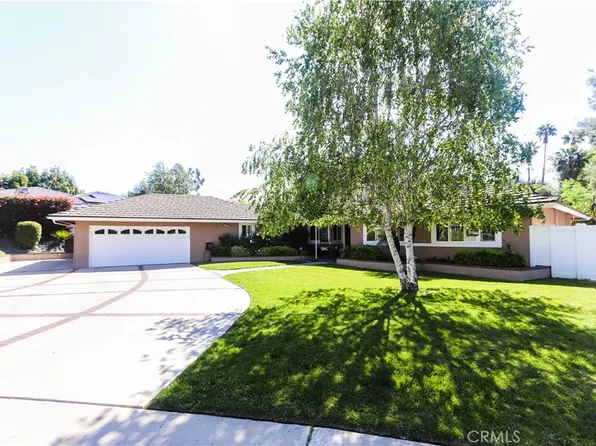 2812 Sunnywood Dr, Fullerton, CA 92835
