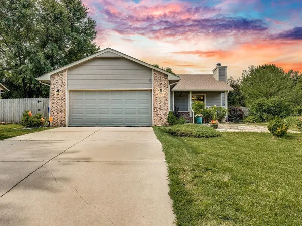 111 E Derby Hills Dr, Derby, KS 67037