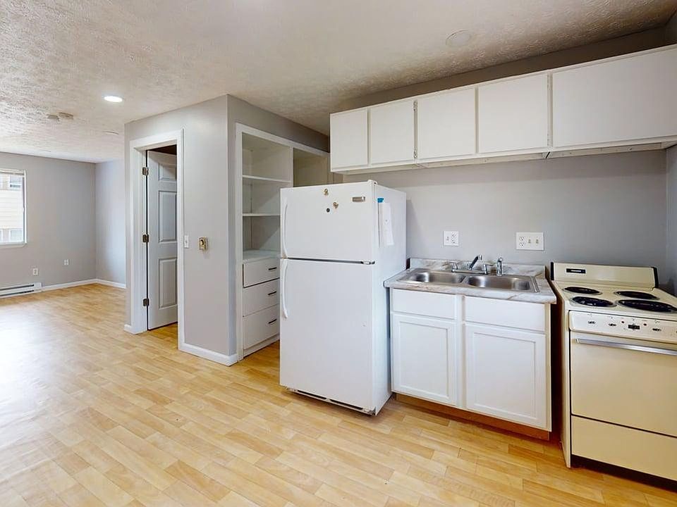 1st image of 1315 Logan Ave NW #6