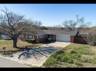 207 Fox Dr, Del Rio, TX 78840