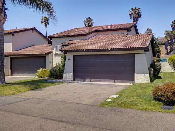 2nd image of 5425 Villas Dr