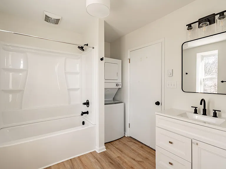 315 Kelker St — Photo 7
