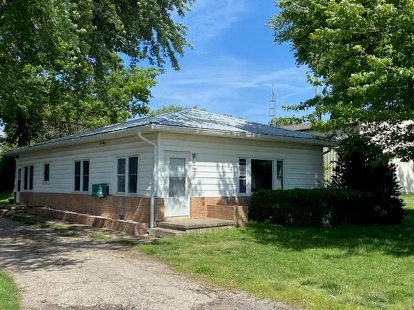 506 Arbor Dr, Denton, KS 66017