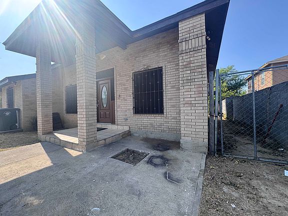 3rd image of 313 Malaga Dr
