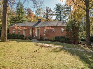 6 Algonquin Estates Rd, Saint Louis, MO 63122