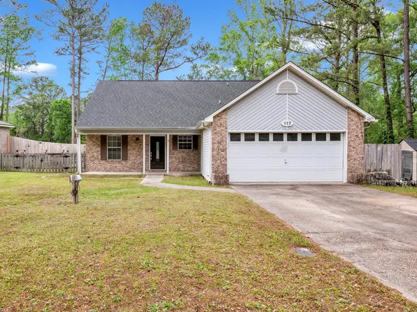 117 Fairway Dr, Crestview, FL 32536