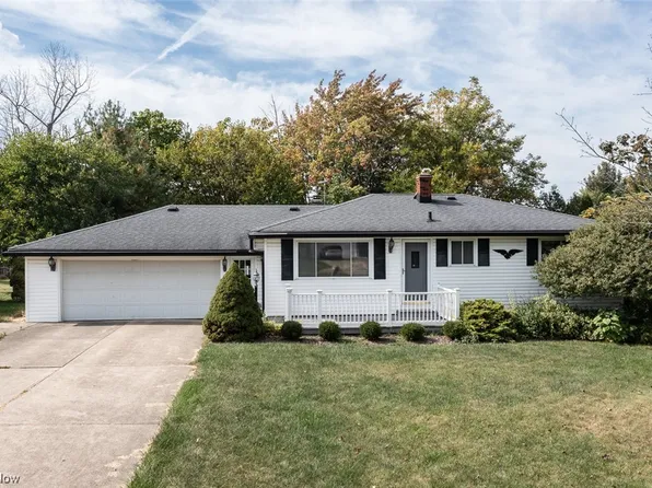 13462 Tomson Dr, Strongsville, OH 44149