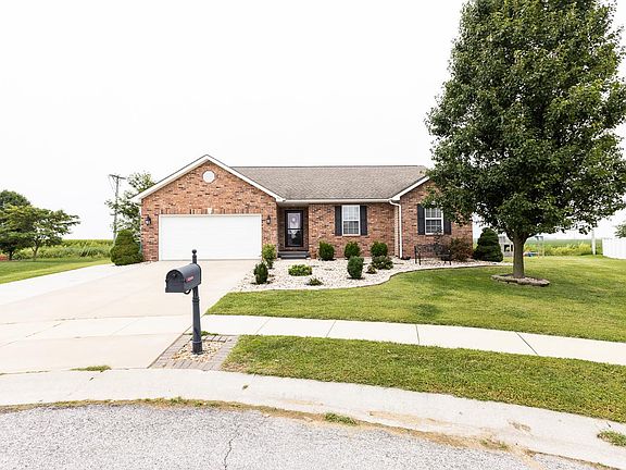 2nd image of 423 Opal Ct