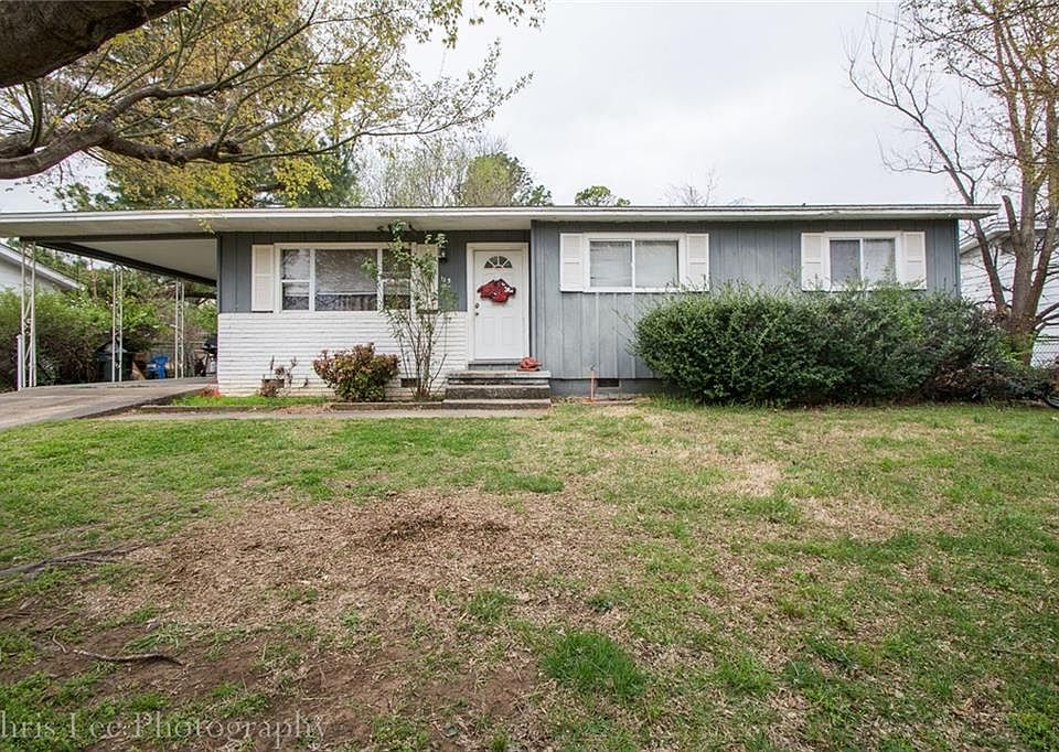 1st image of 115 N Nolan Ave