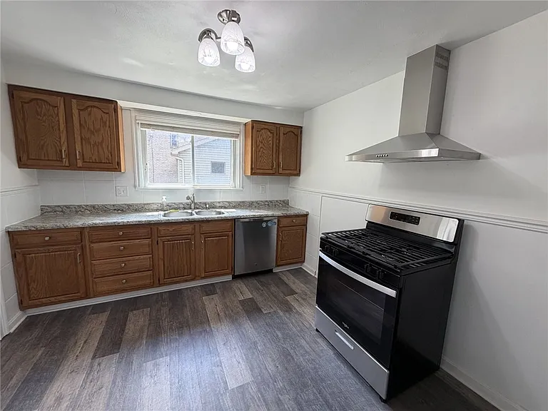 1113 Rochester Rd — Photo 21
