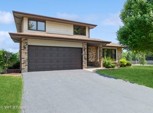 3795 Fairmont Ct, Aurora, IL
