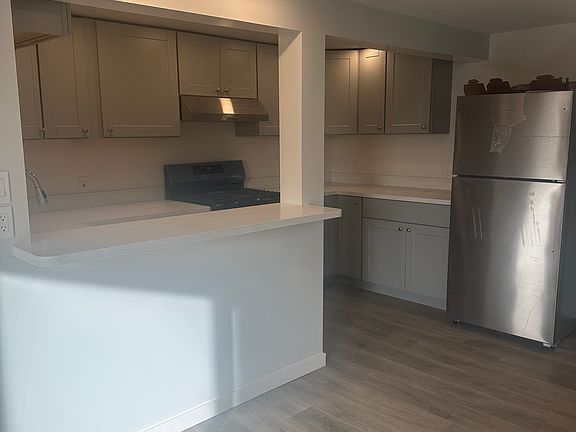 Counter top for eating/working