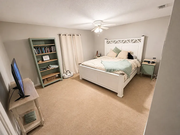 2740 Revolution St #101 — Photo 4