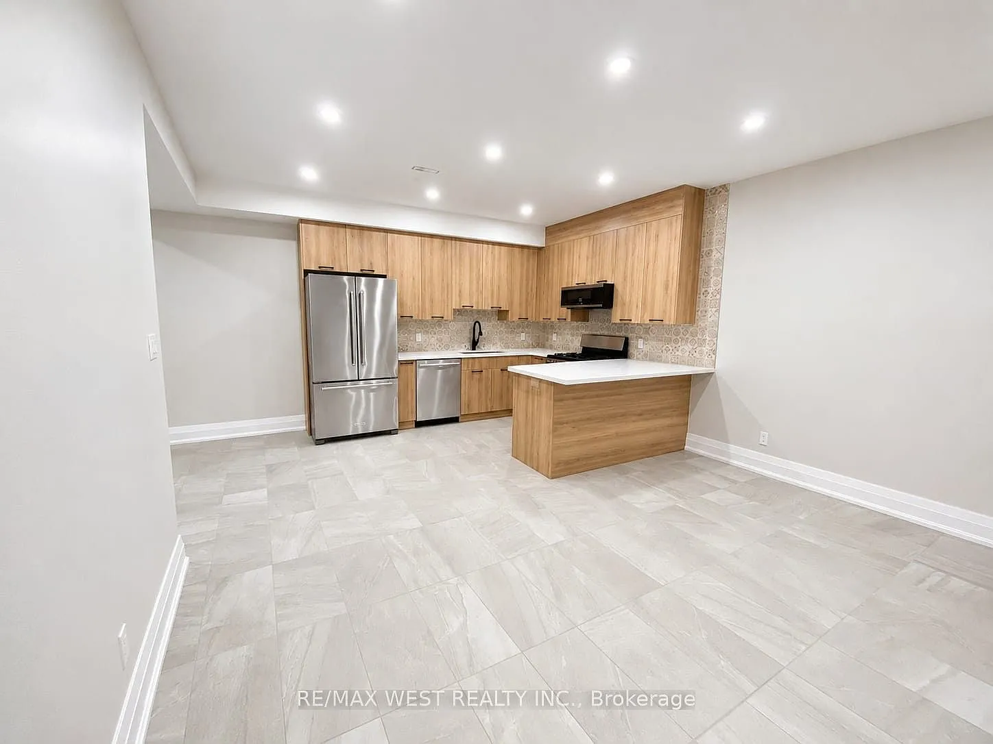 2 bed, $2,550 — Photo 4