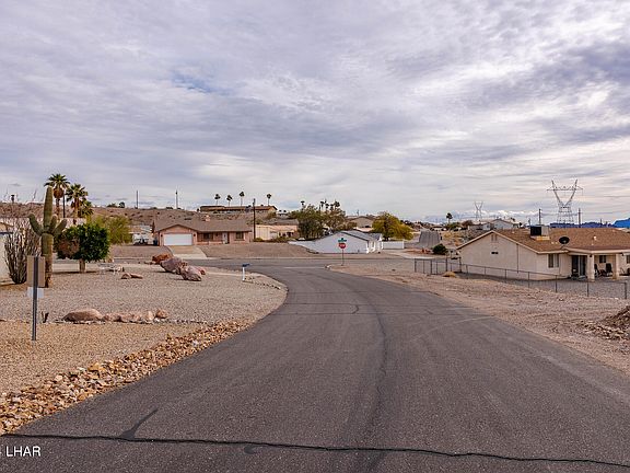 4th image of 1340 Pueblo Dr