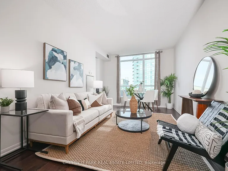 215 Fort York Blvd #808 — Photo 5