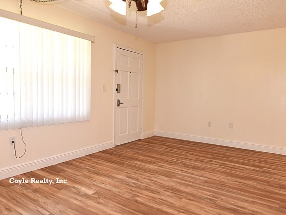 3rd image of 4325 Aegean Dr APT 110B