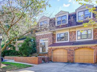 5902 Tudor Ln, Rockville, MD 20852