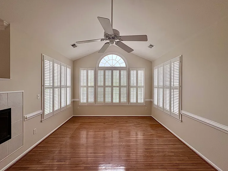 1151 Fieldview Dr — Photo 28