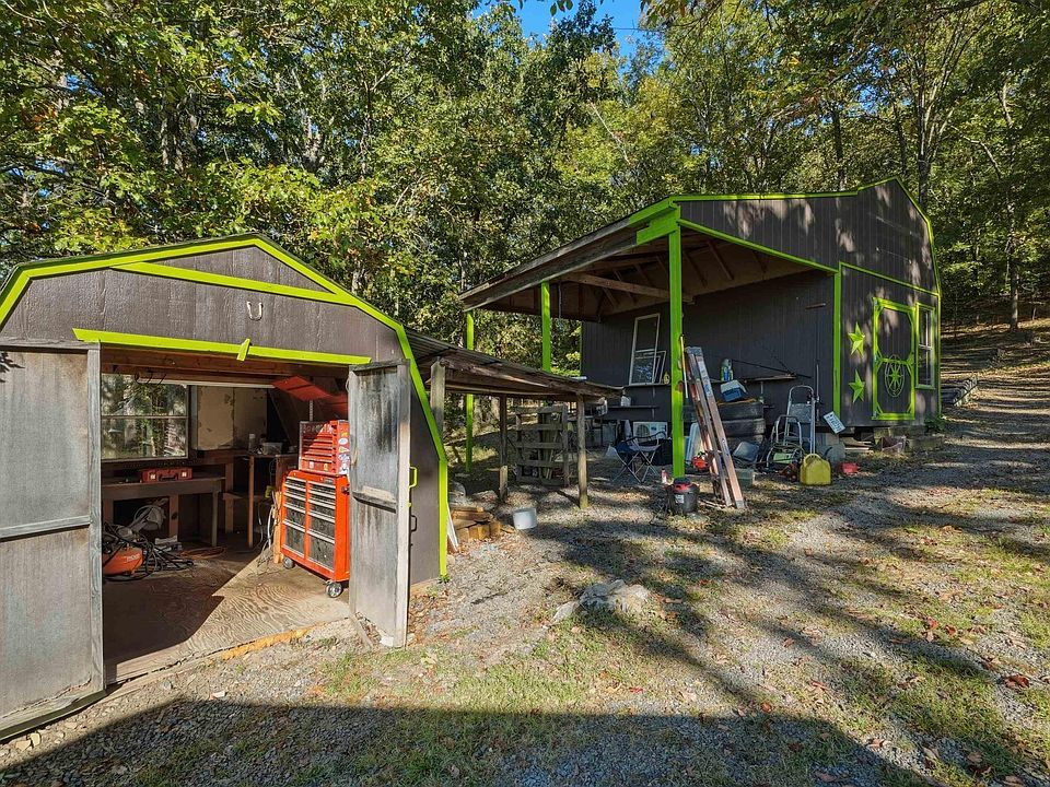 25th image of 288 Redress Ln