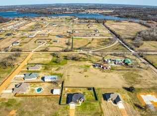 86 Pecan Ridge Rd, Durant, OK 74701